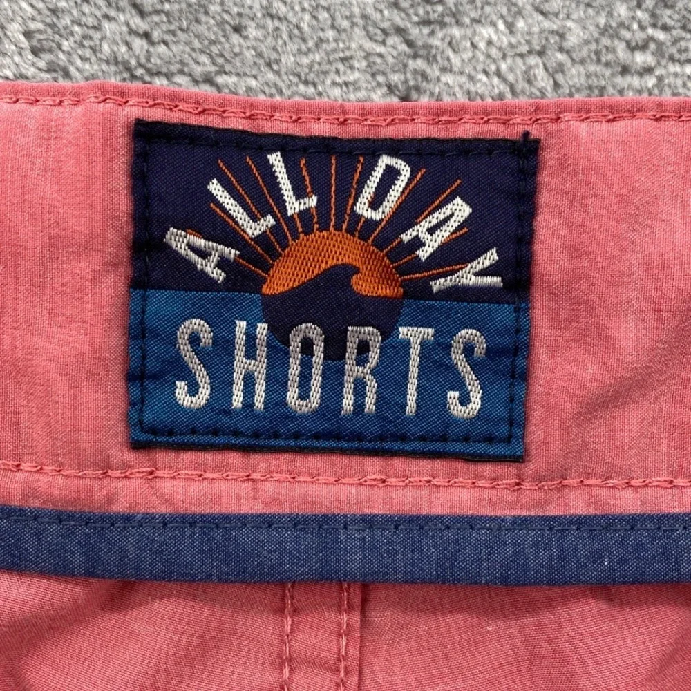 Faherty All Day Shorts Mens 32 Coral Pink Hybrid Board Shorts Quick Dry Stretch